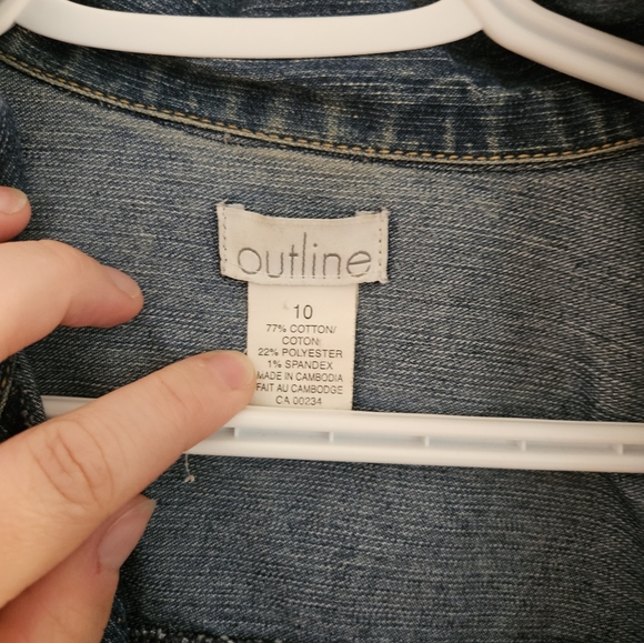 Women's fitted Jean jacket - Picture 2 of 3